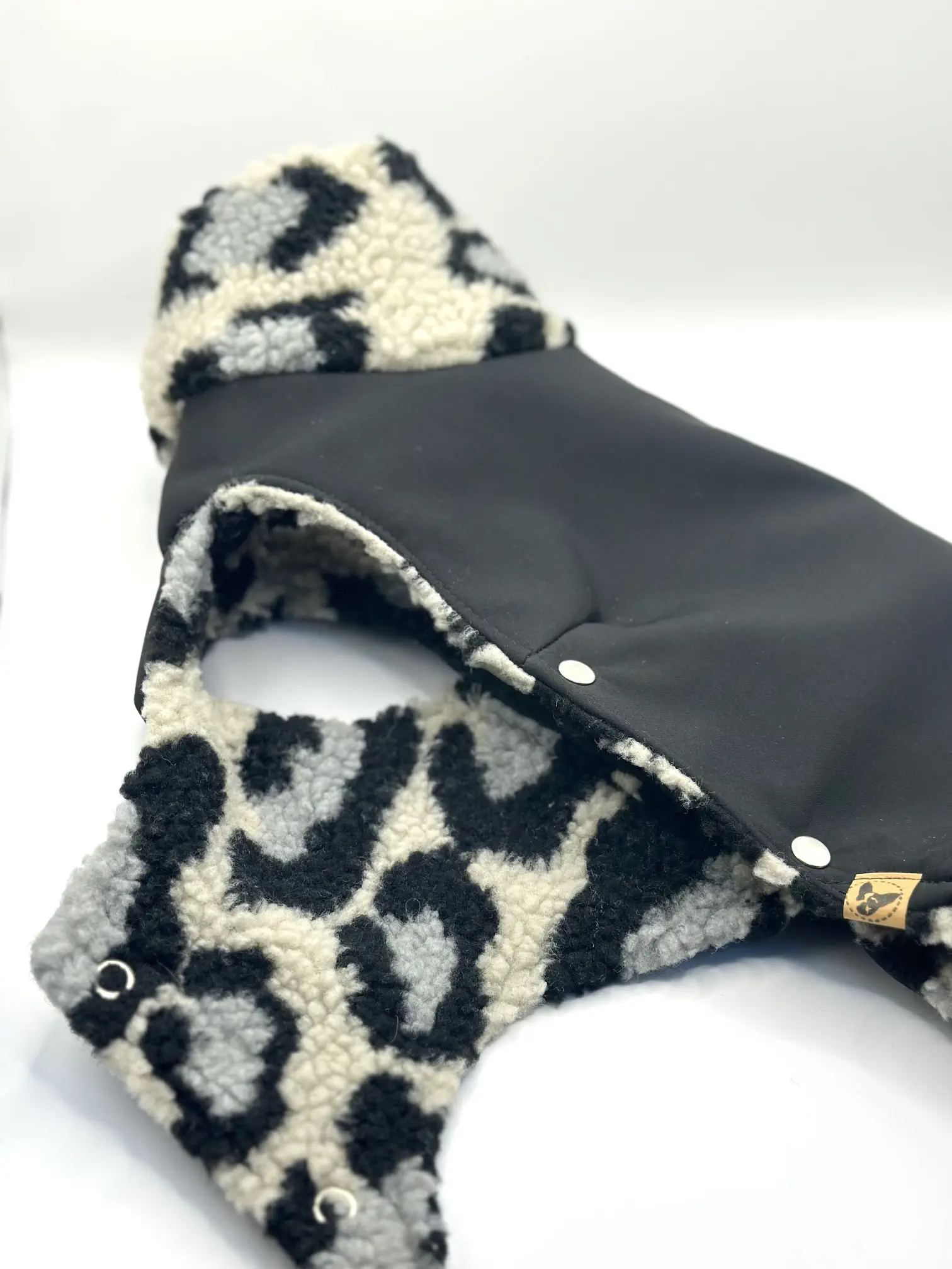 Leo Softshellmantel für kleine Hunde Hundebekleidung